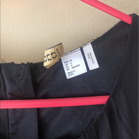 Divided dress - Picture 2 of 4